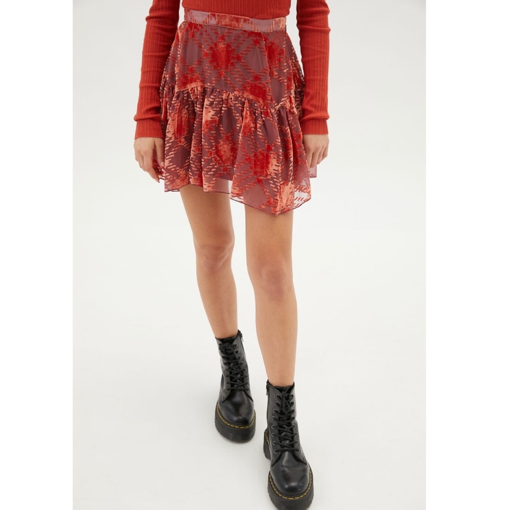 UO Vera Burnout Velvet Flippy Mini Skirt